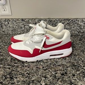 Mens Nike air max one air max day size 10 ****priced as will be accepted